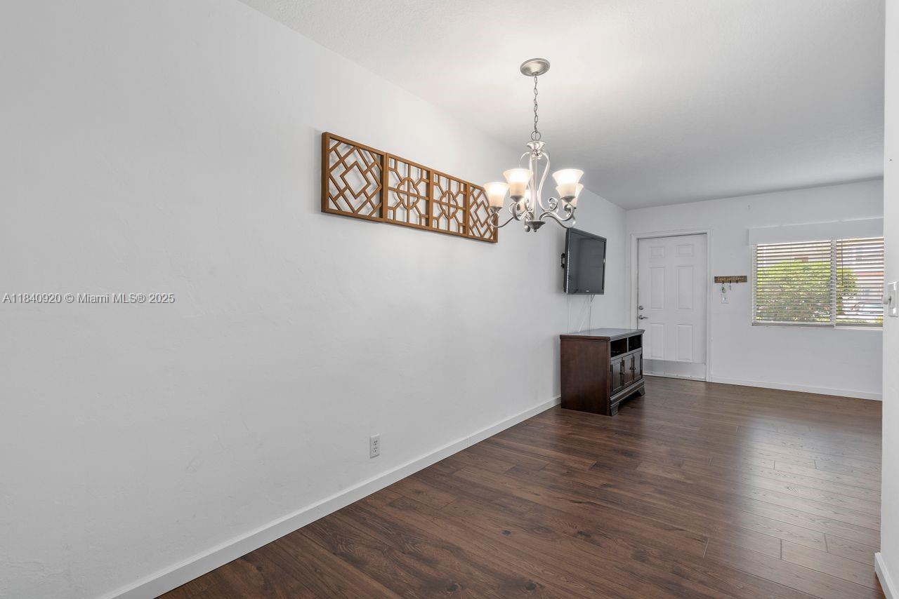 3360 Lake Osborne Dr # 104