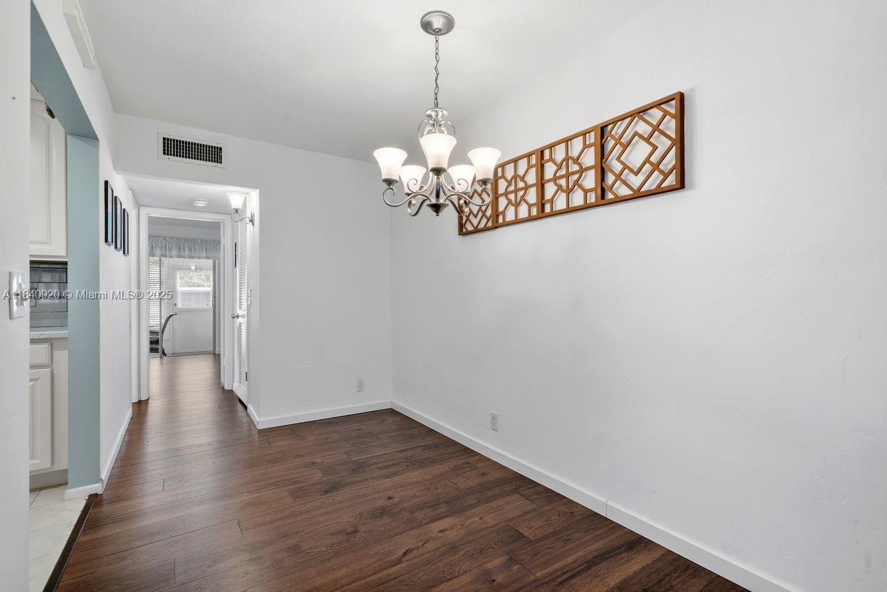 3360 Lake Osborne Dr # 104