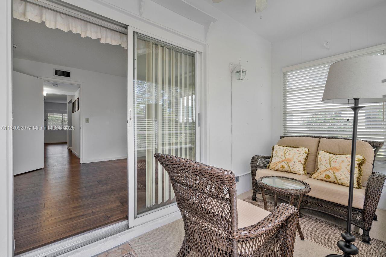 3360 Lake Osborne Dr # 104