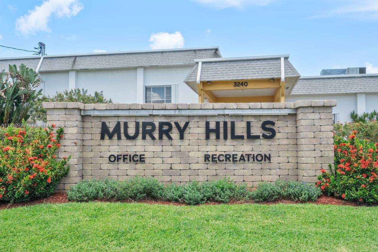 3360 Lake Osborne Dr # 104