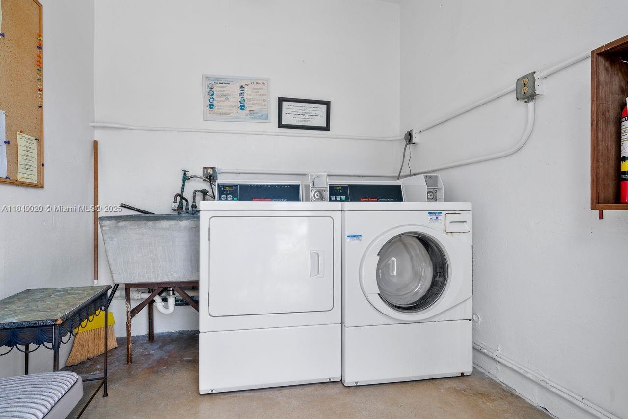 3360 Lake Osborne Dr # 104