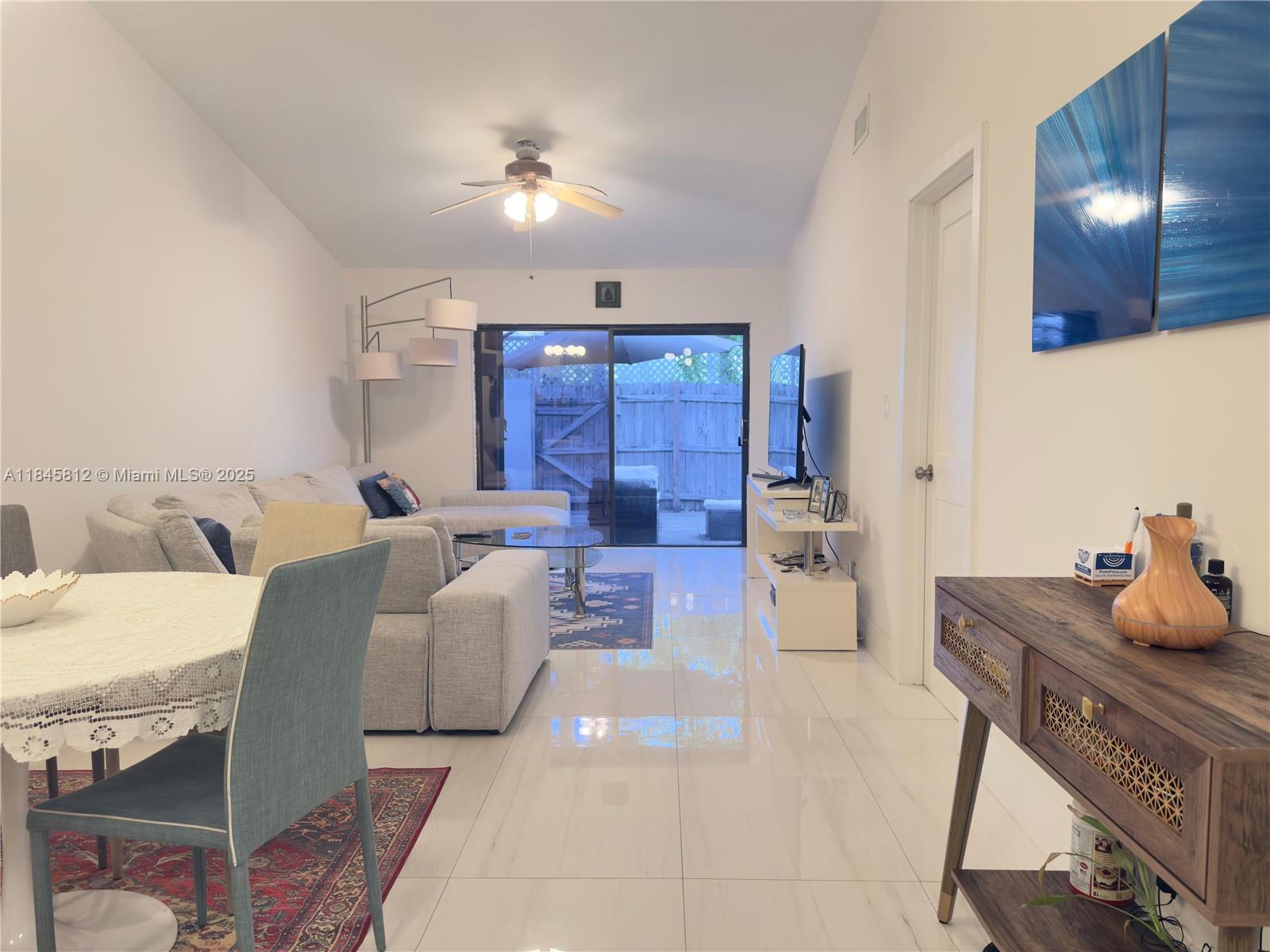 3078 S Oakland Forest Dr # 605