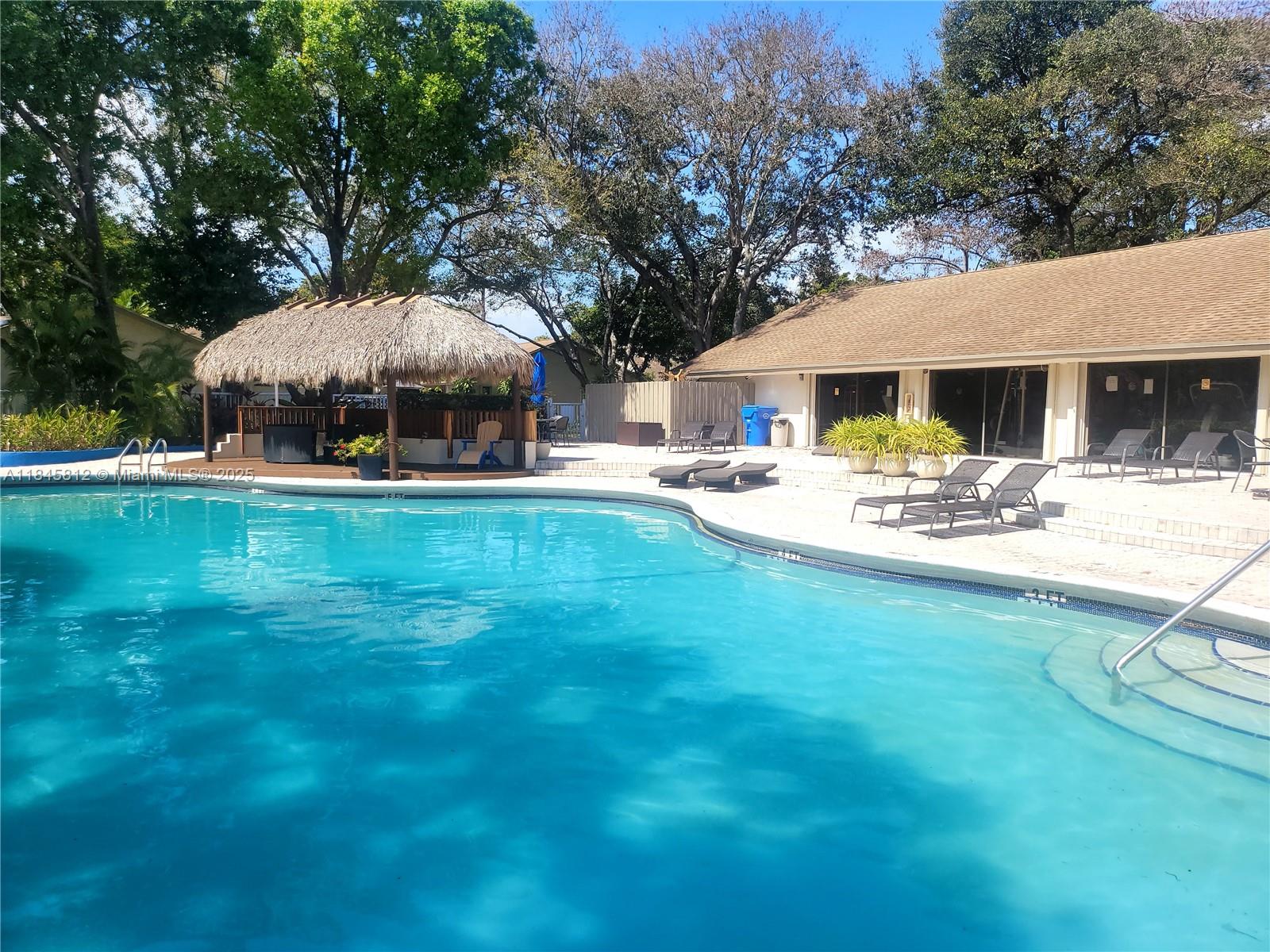 3078 S Oakland Forest Dr # 605