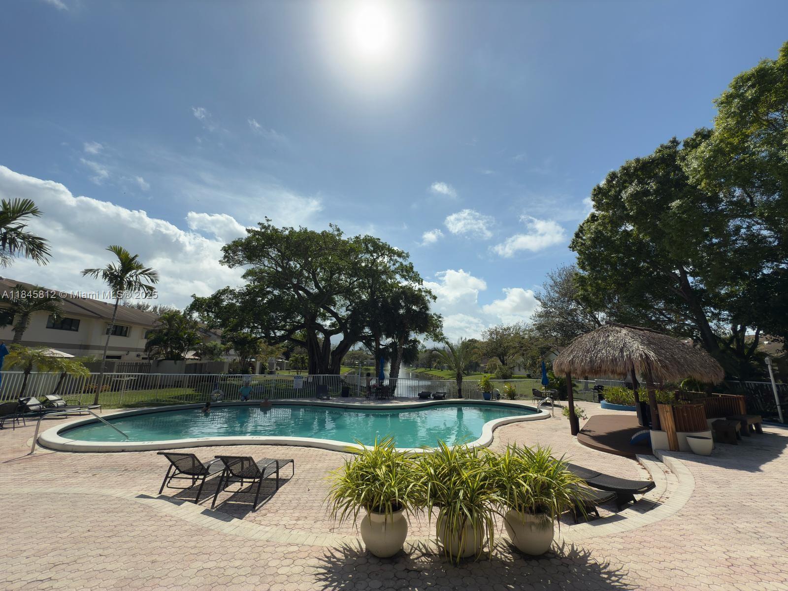 3078 S Oakland Forest Dr # 605