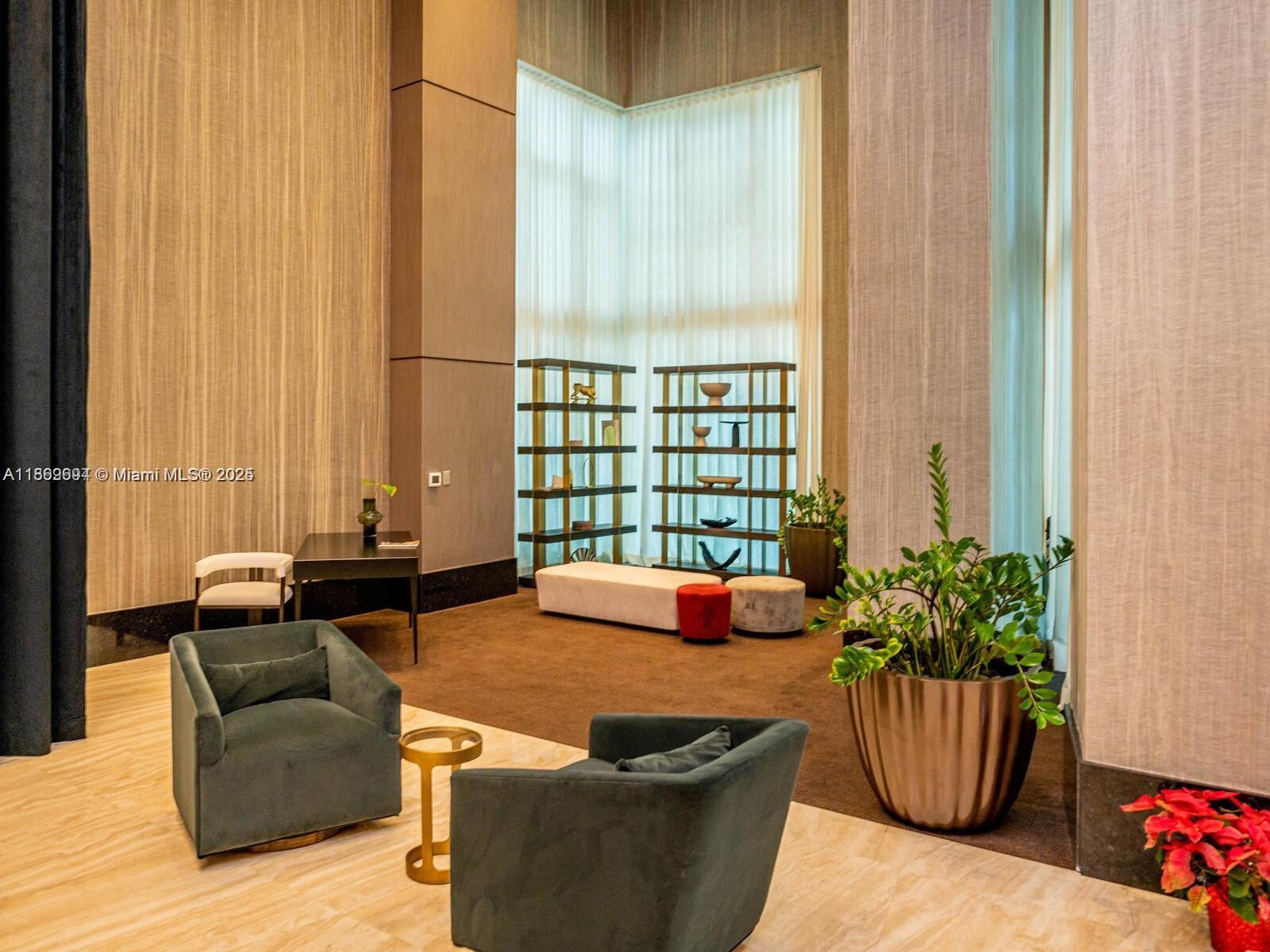 950 Brickell Bay Dr # 4104