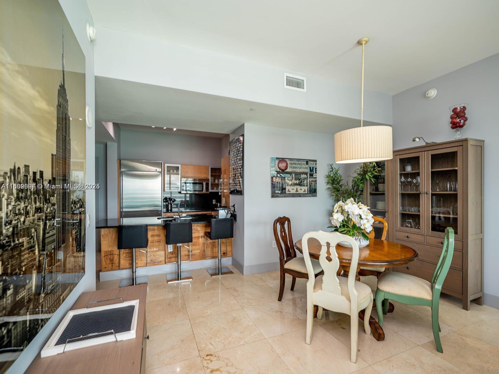 950 Brickell Bay Dr # 4104