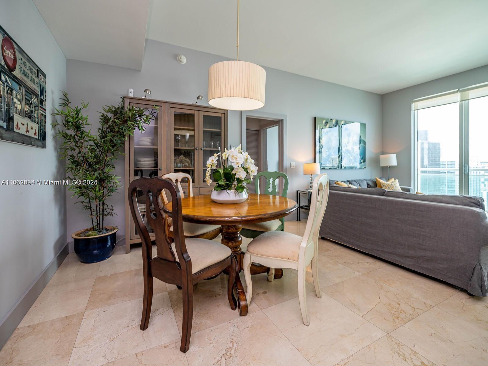 950 Brickell Bay Dr # 4104