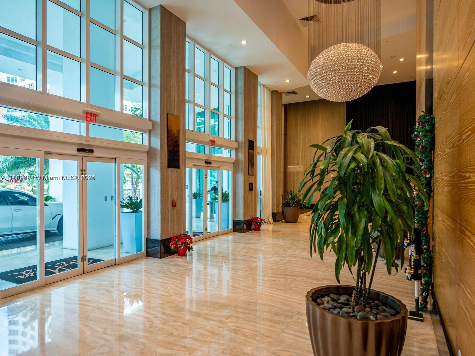 950 Brickell Bay Dr # 4104