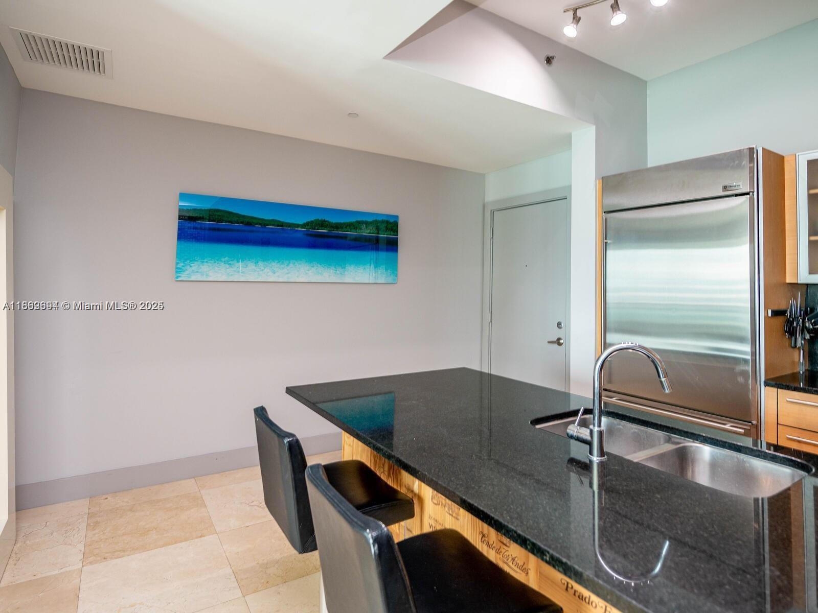 950 Brickell Bay Dr # 4104