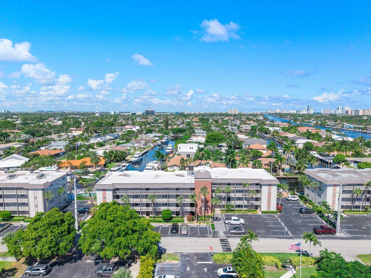 3111 NE 51st St # 202C