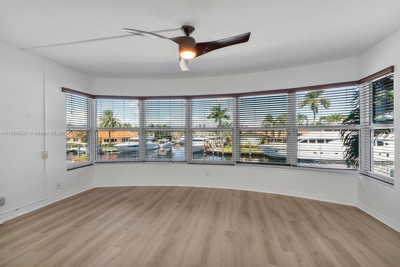 3111 NE 51st St # 202C