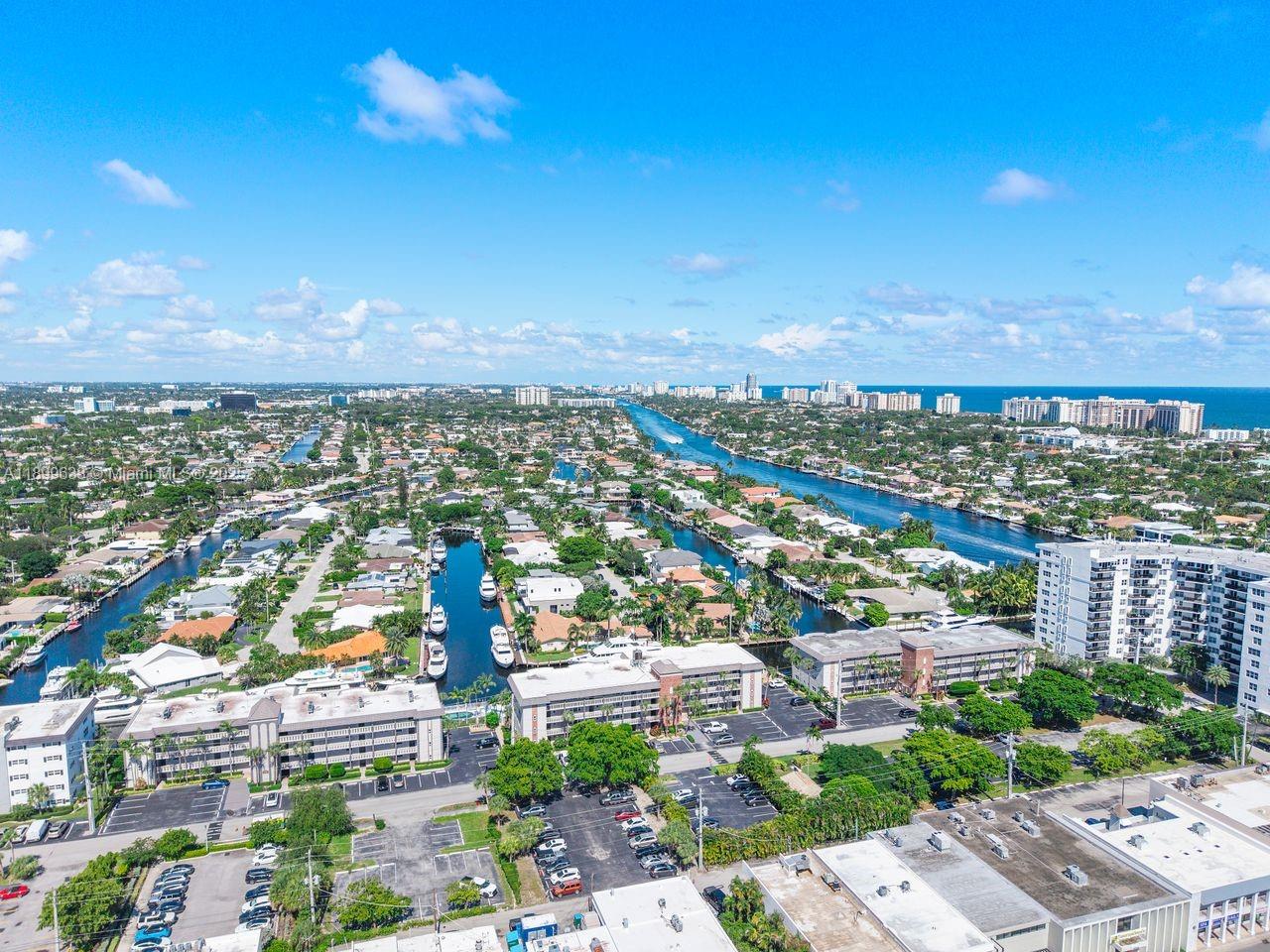 3111 NE 51st St # 202C