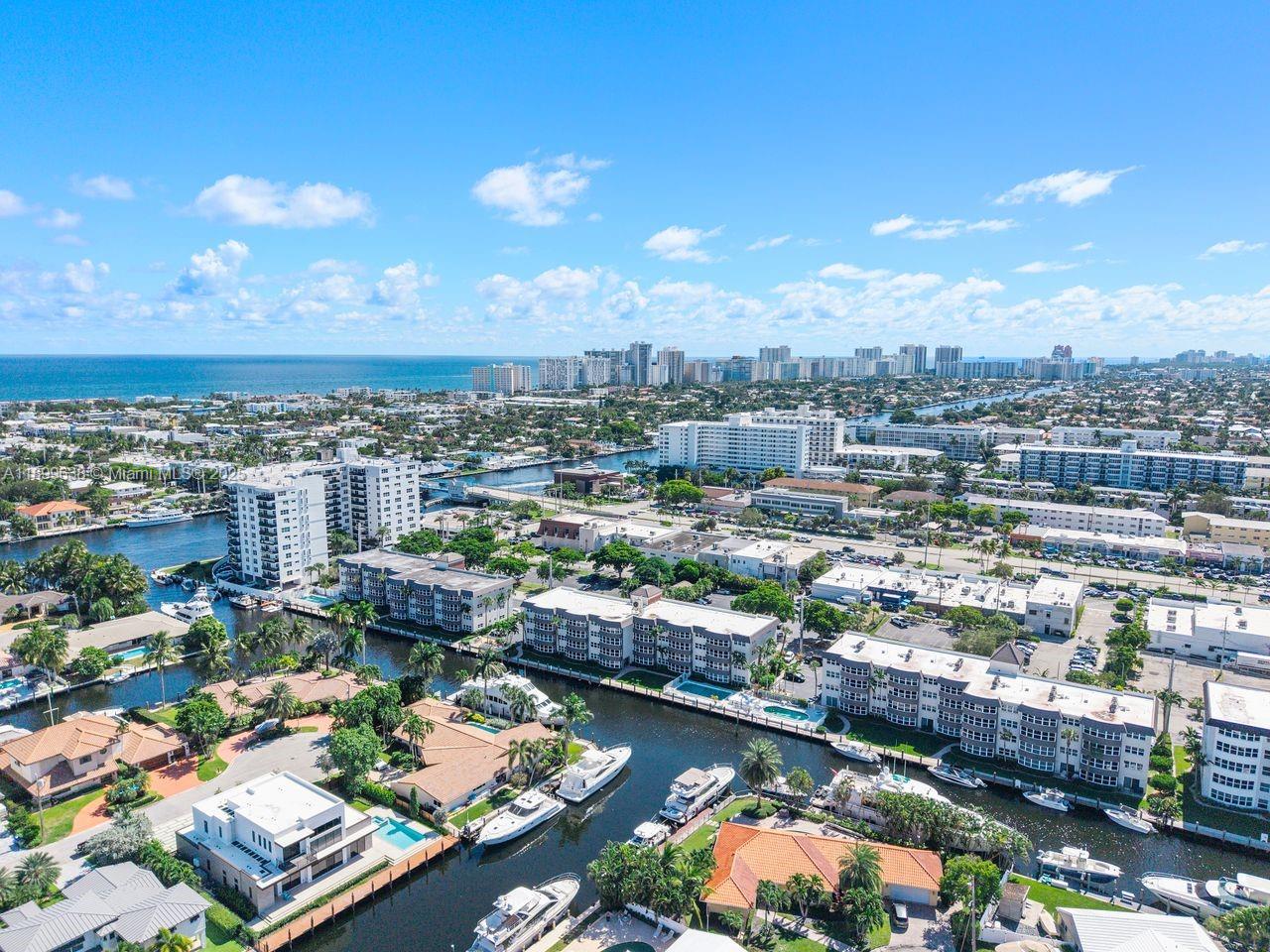 3111 NE 51st St # 202C