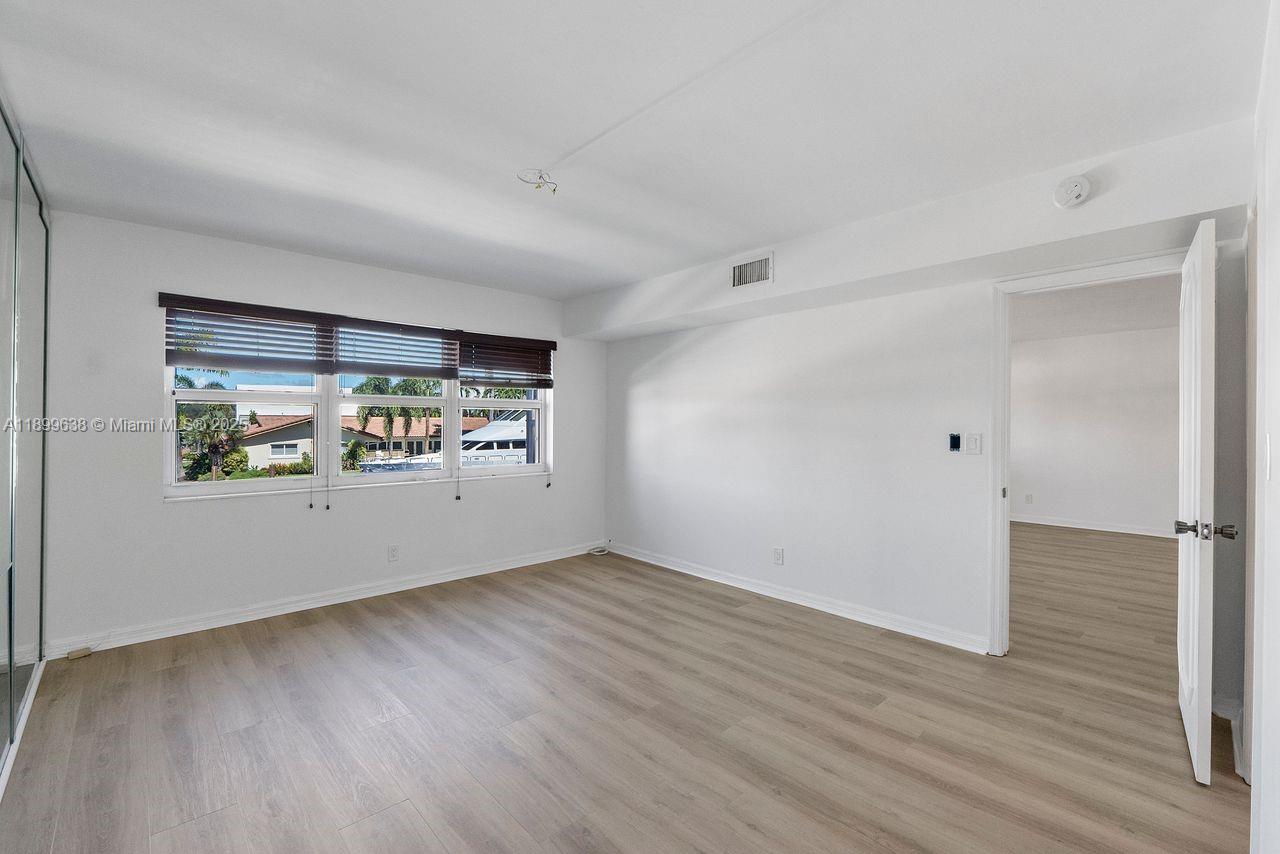 3111 NE 51st St # 202C