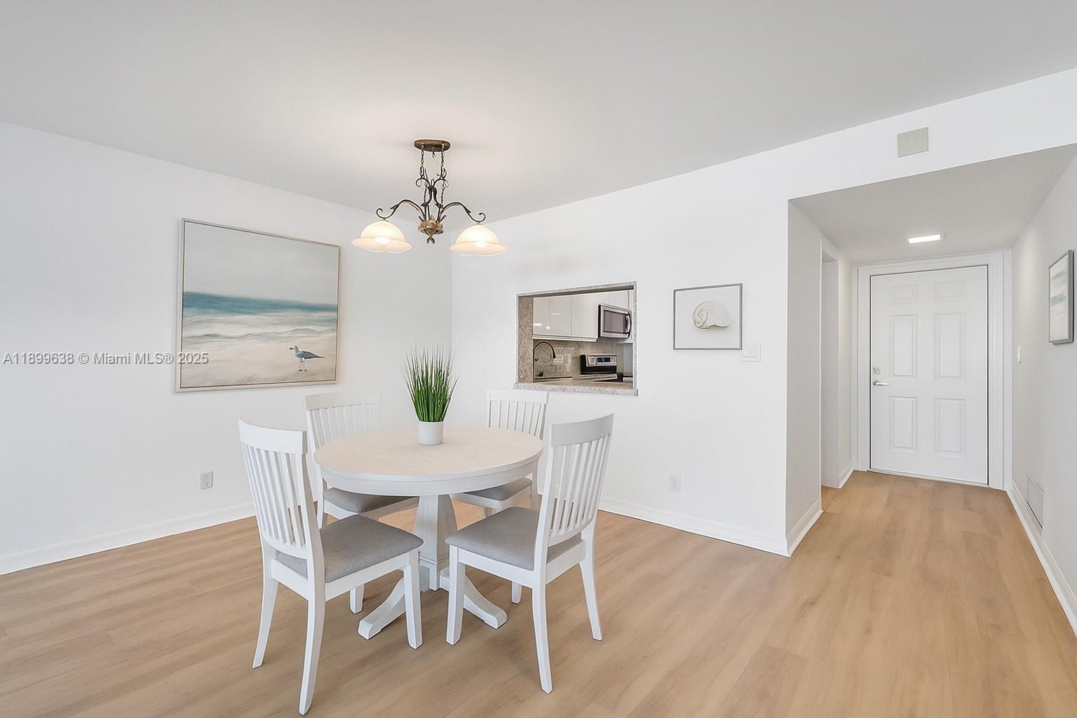 3111 NE 51st St # 202C