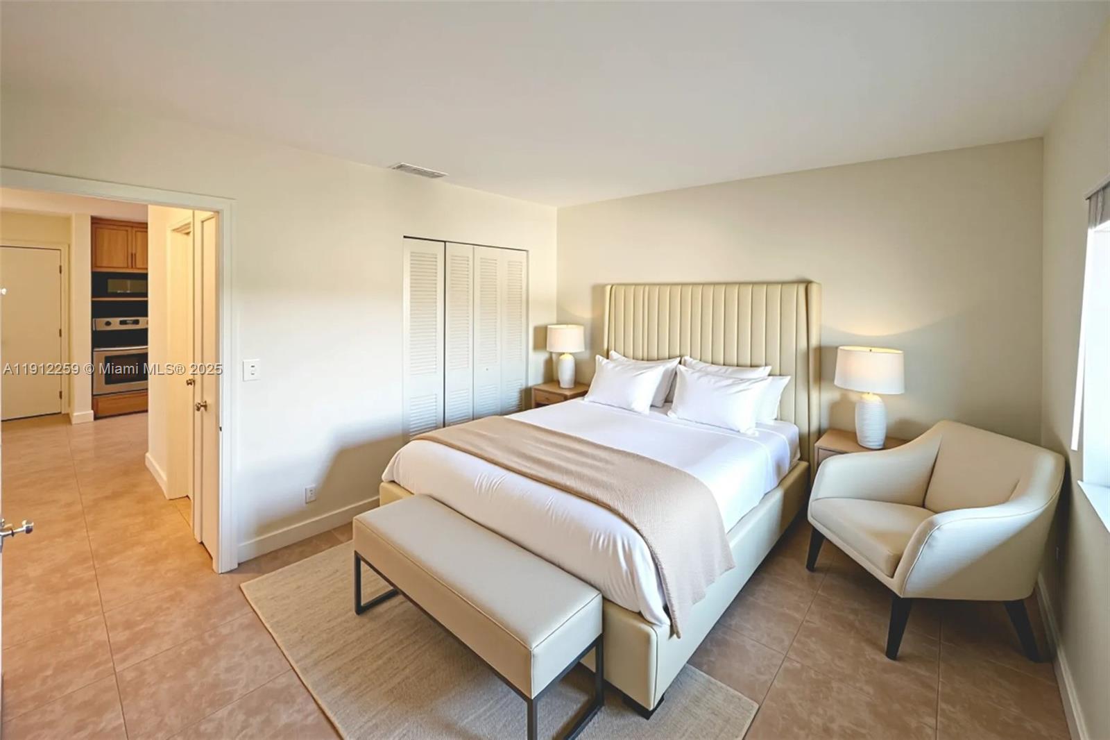 5174 NE 6th Ave # 520