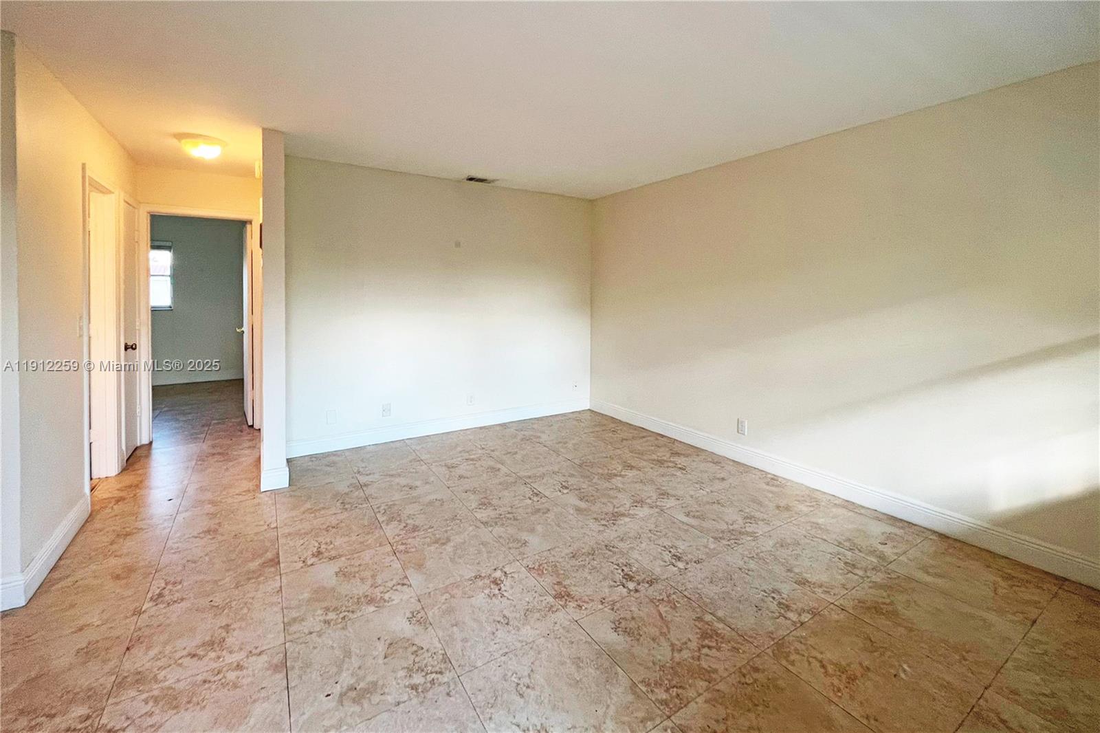 5174 NE 6th Ave # 520