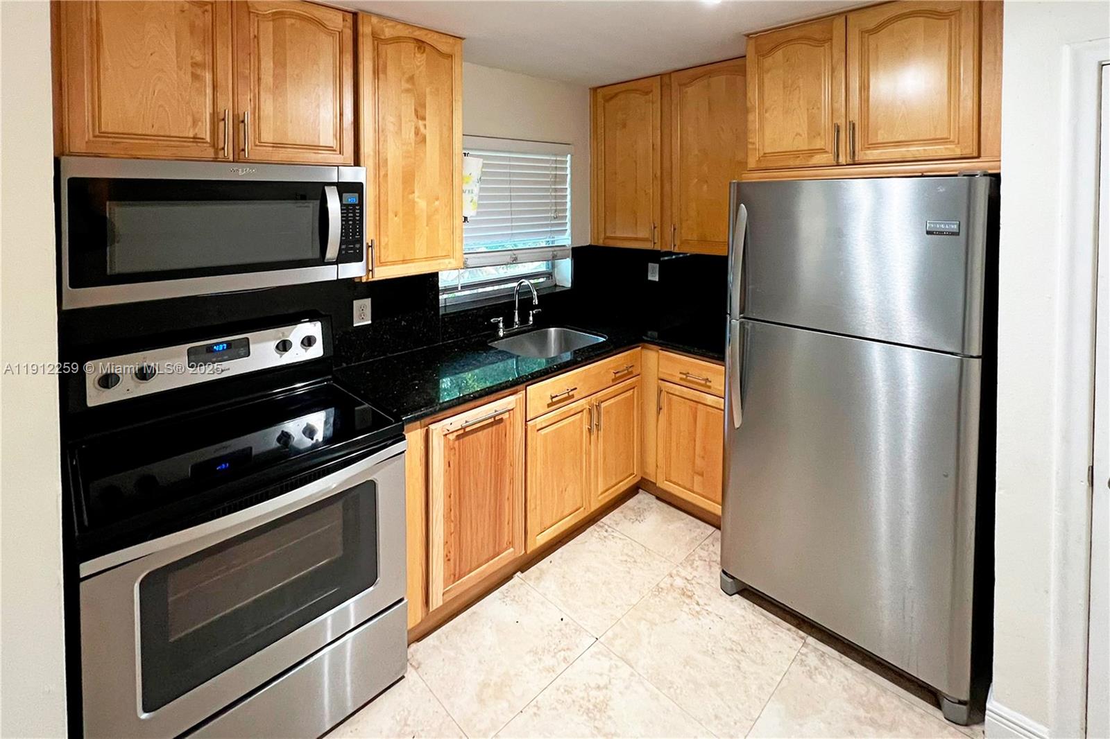 5174 NE 6th Ave # 520