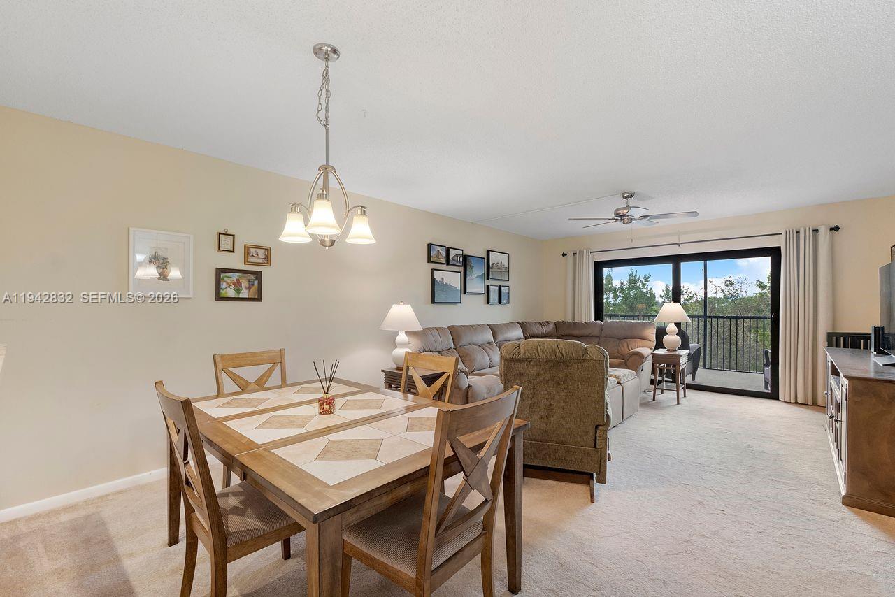 2200 S Cypress Bend Dr # 406