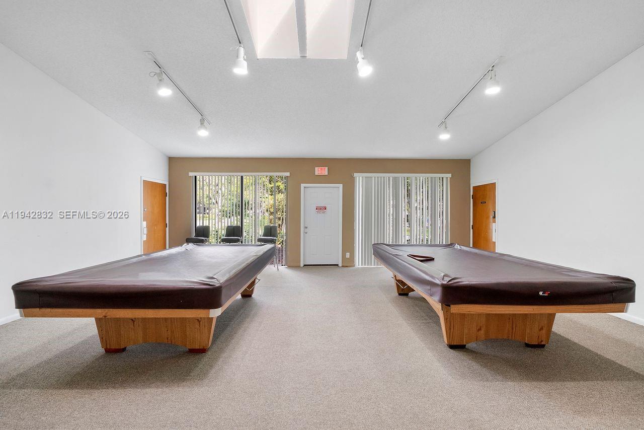 2200 S Cypress Bend Dr # 406