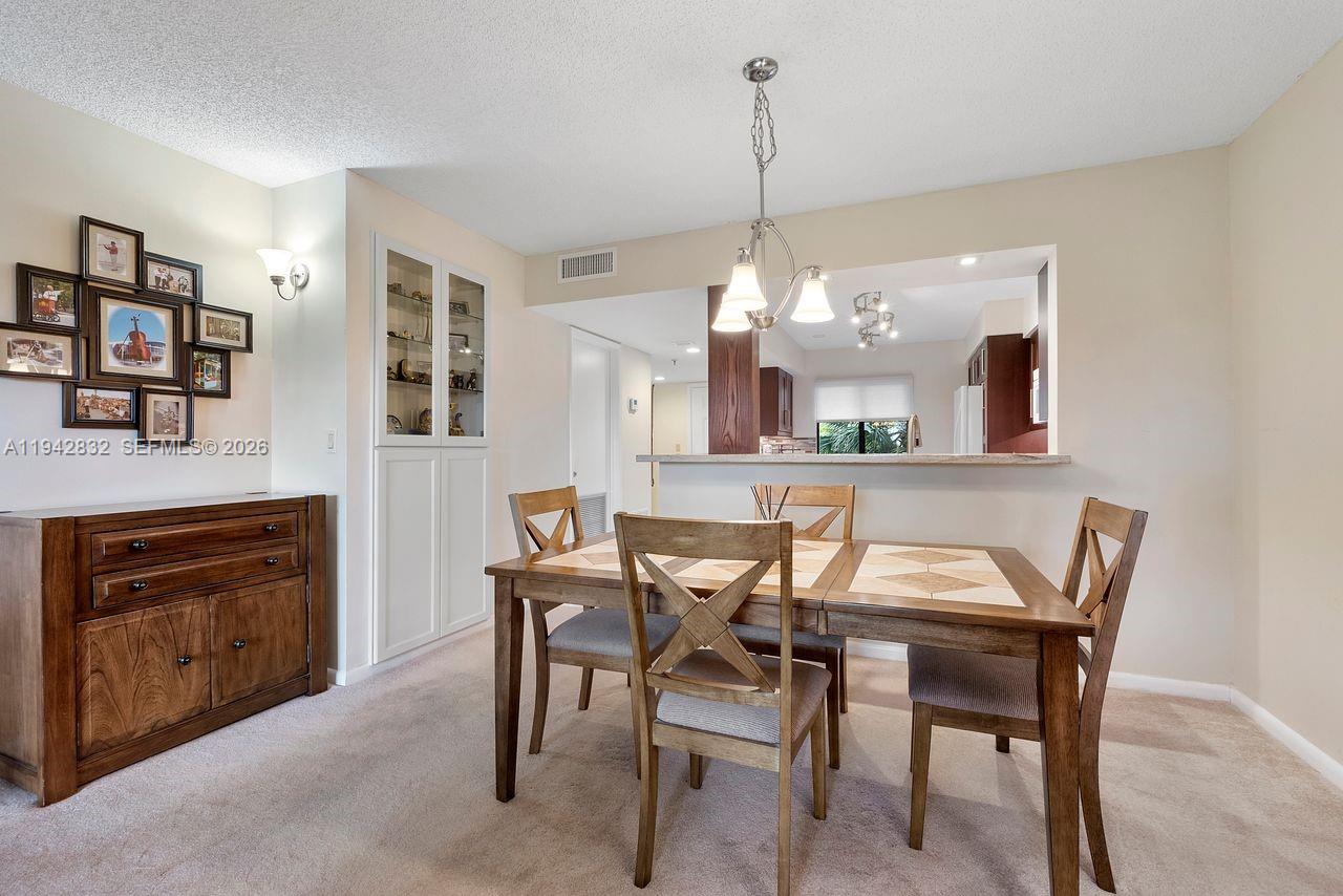 2200 S Cypress Bend Dr # 406