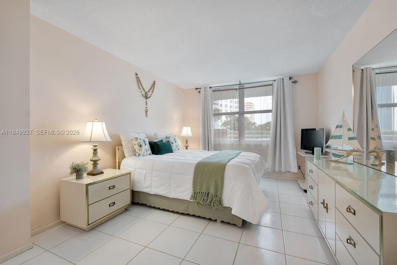 201 N Ocean Blvd # 112