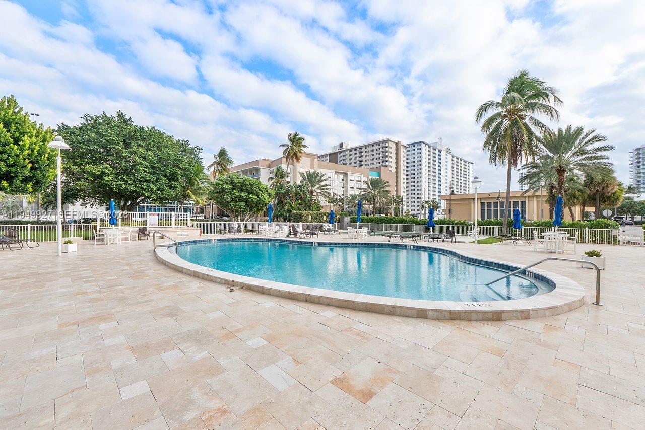 201 N Ocean Blvd # 112