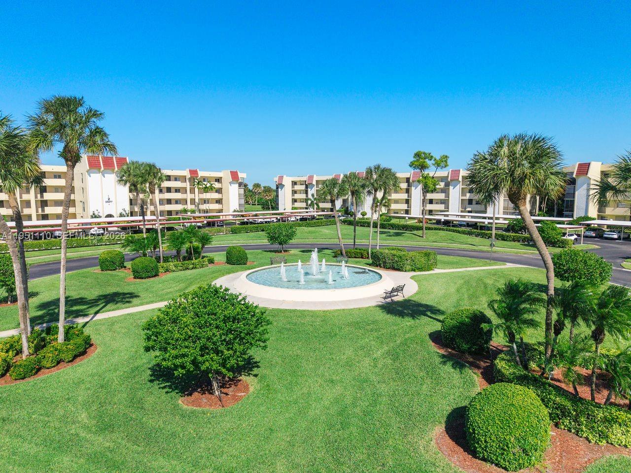 23249 N Barwood Ln N # 102