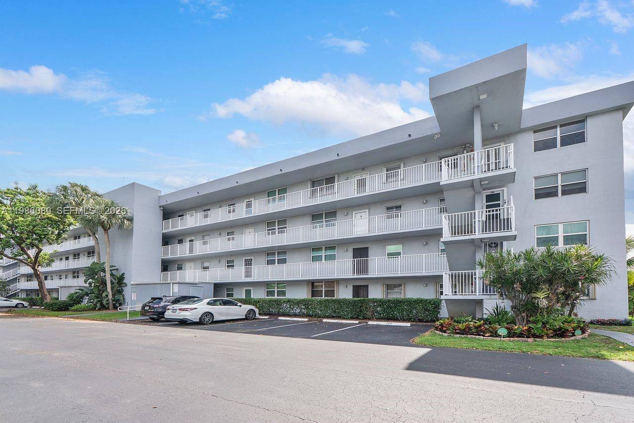 109 Royal Park Dr # 2F