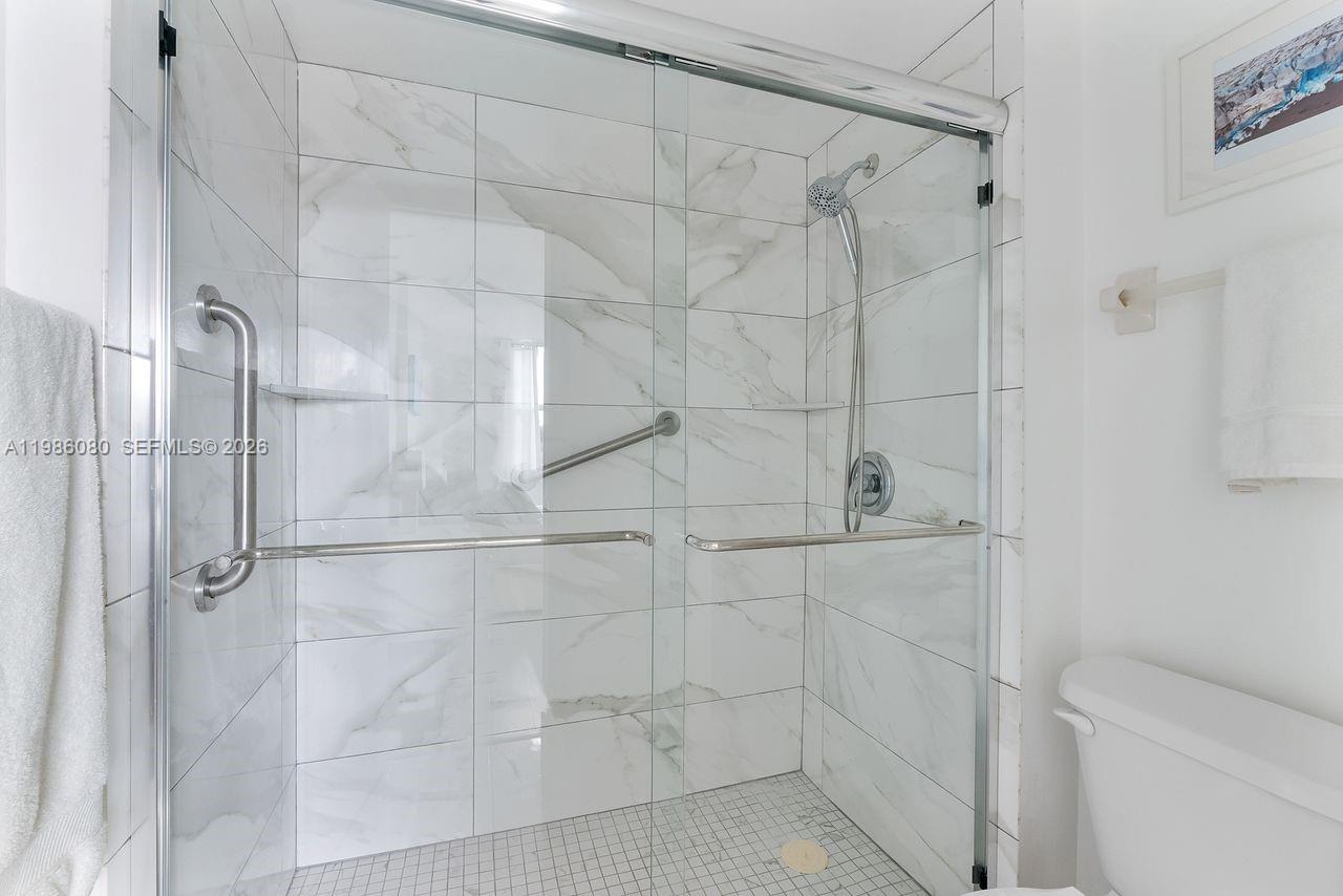 109 Royal Park Dr # 2F