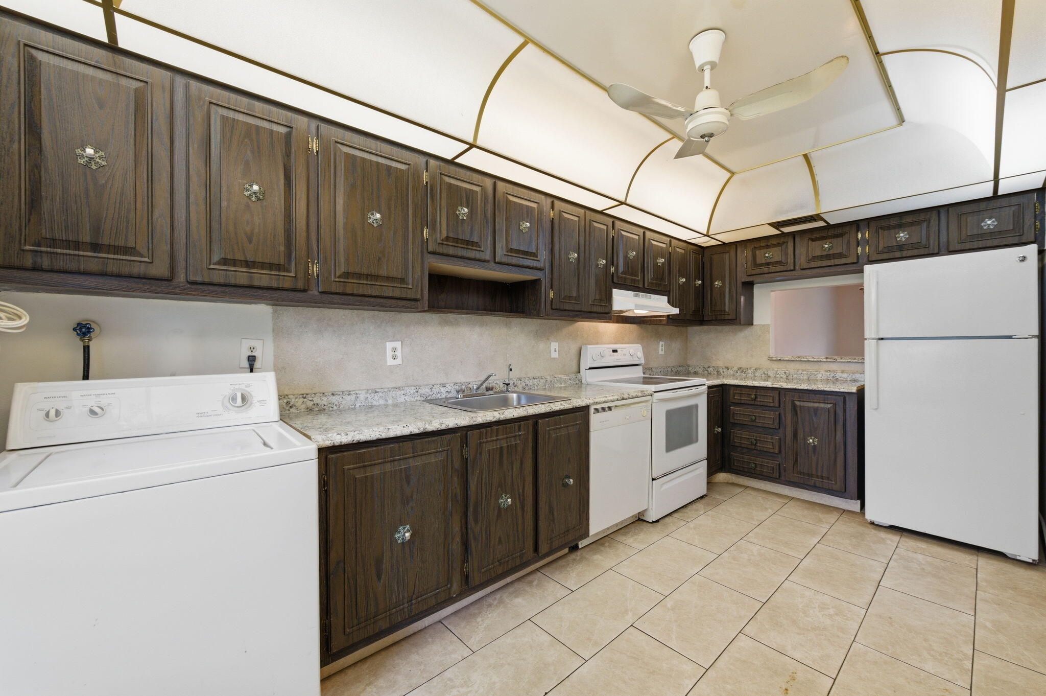 1043 NW 85th Avenue B-4