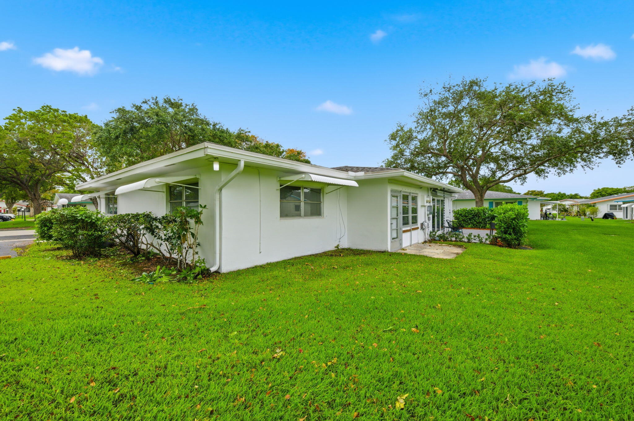1043 NW 85th Avenue B-4