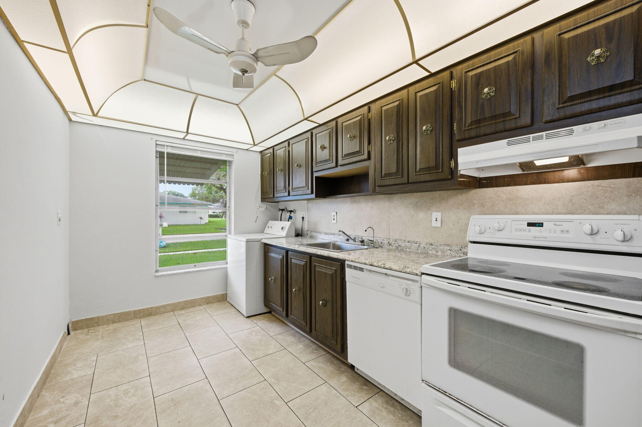 1043 NW 85th Avenue B-4