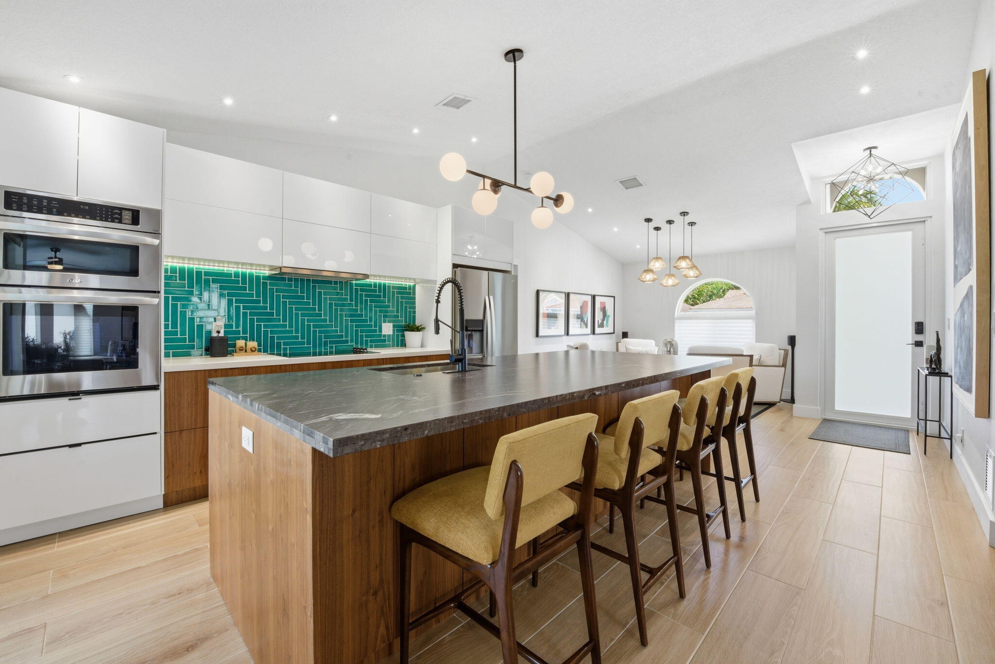 1971 NW 44th Street