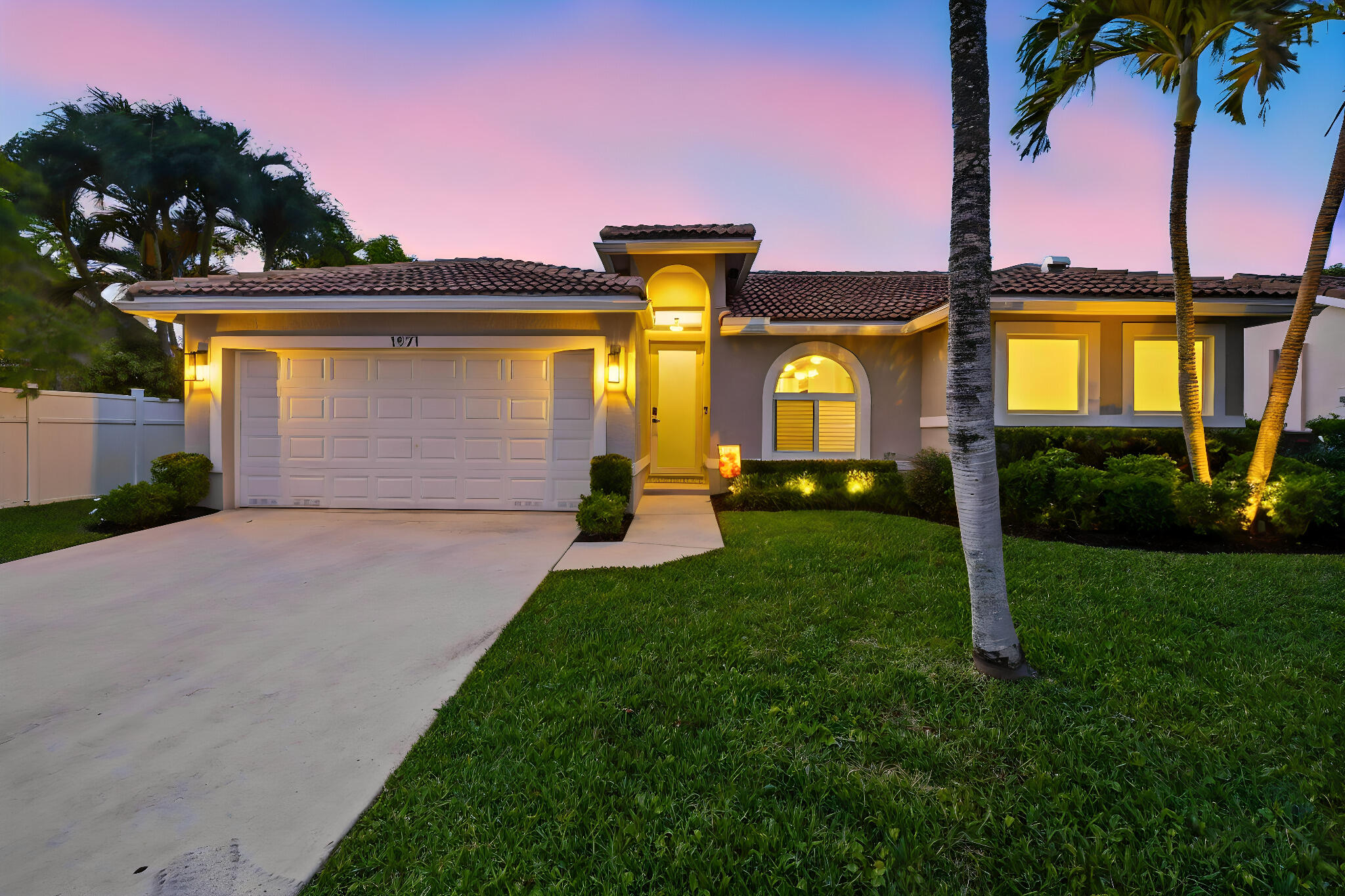 1971 NW 44th Street