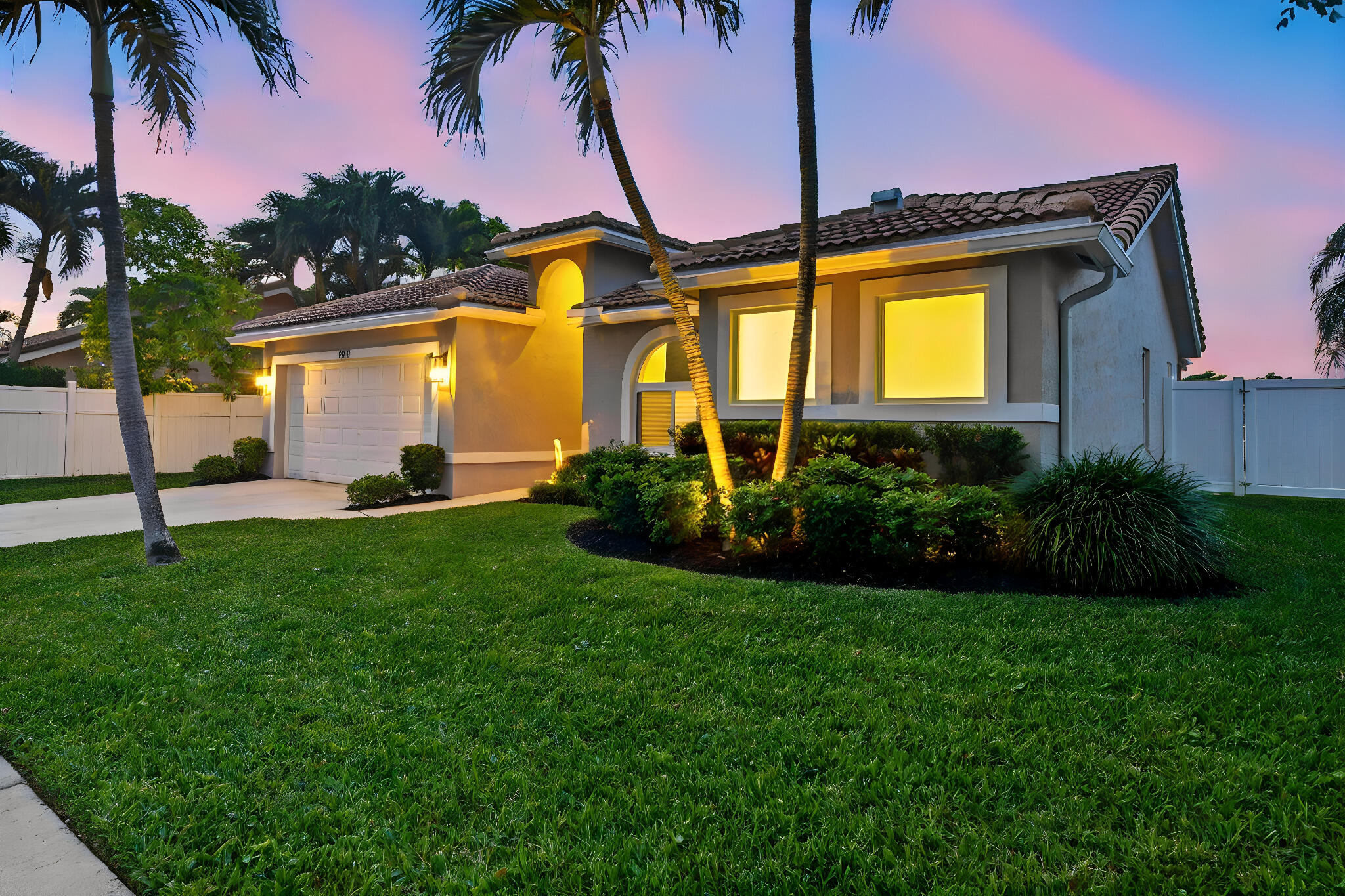 1971 NW 44th Street