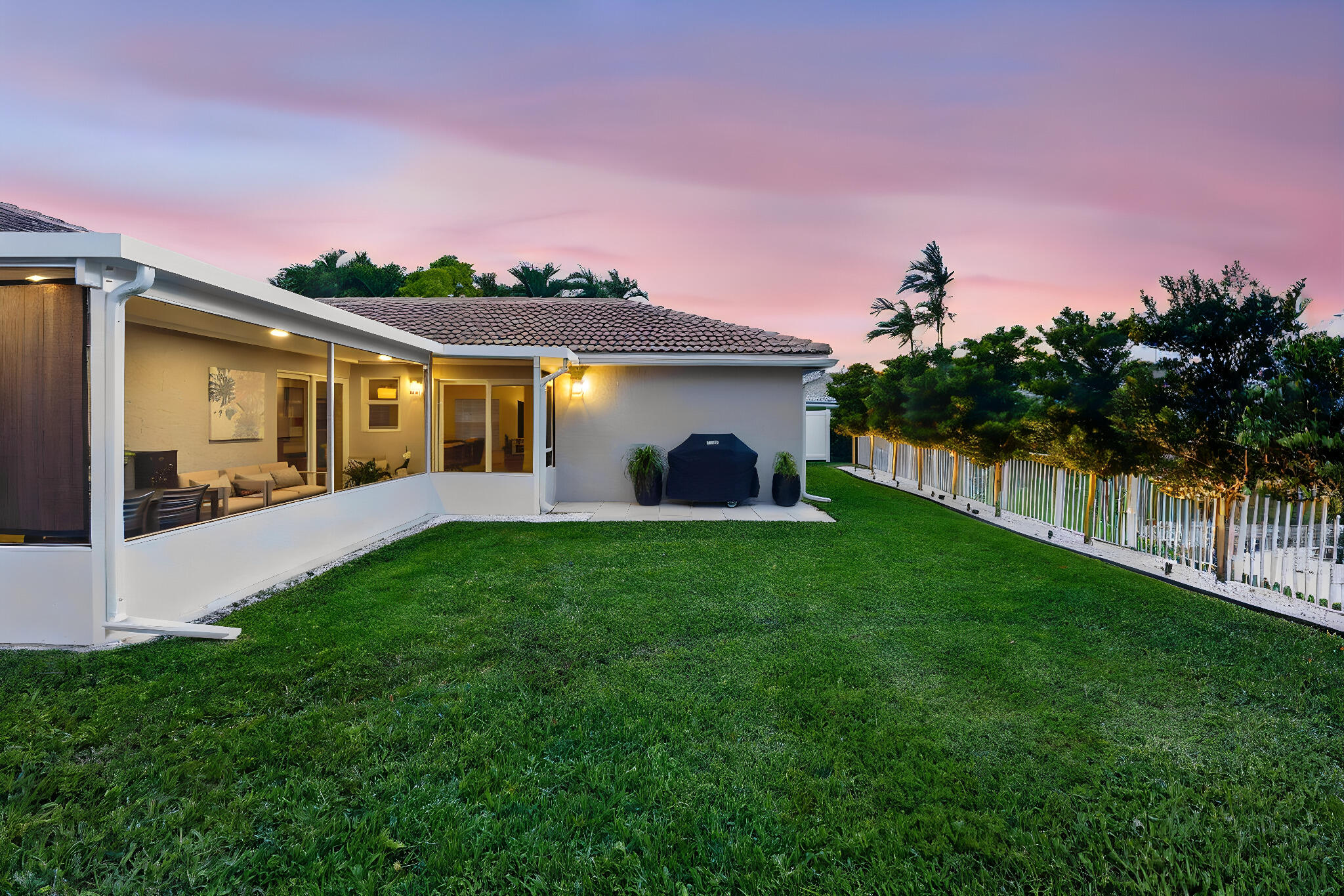1971 NW 44th Street