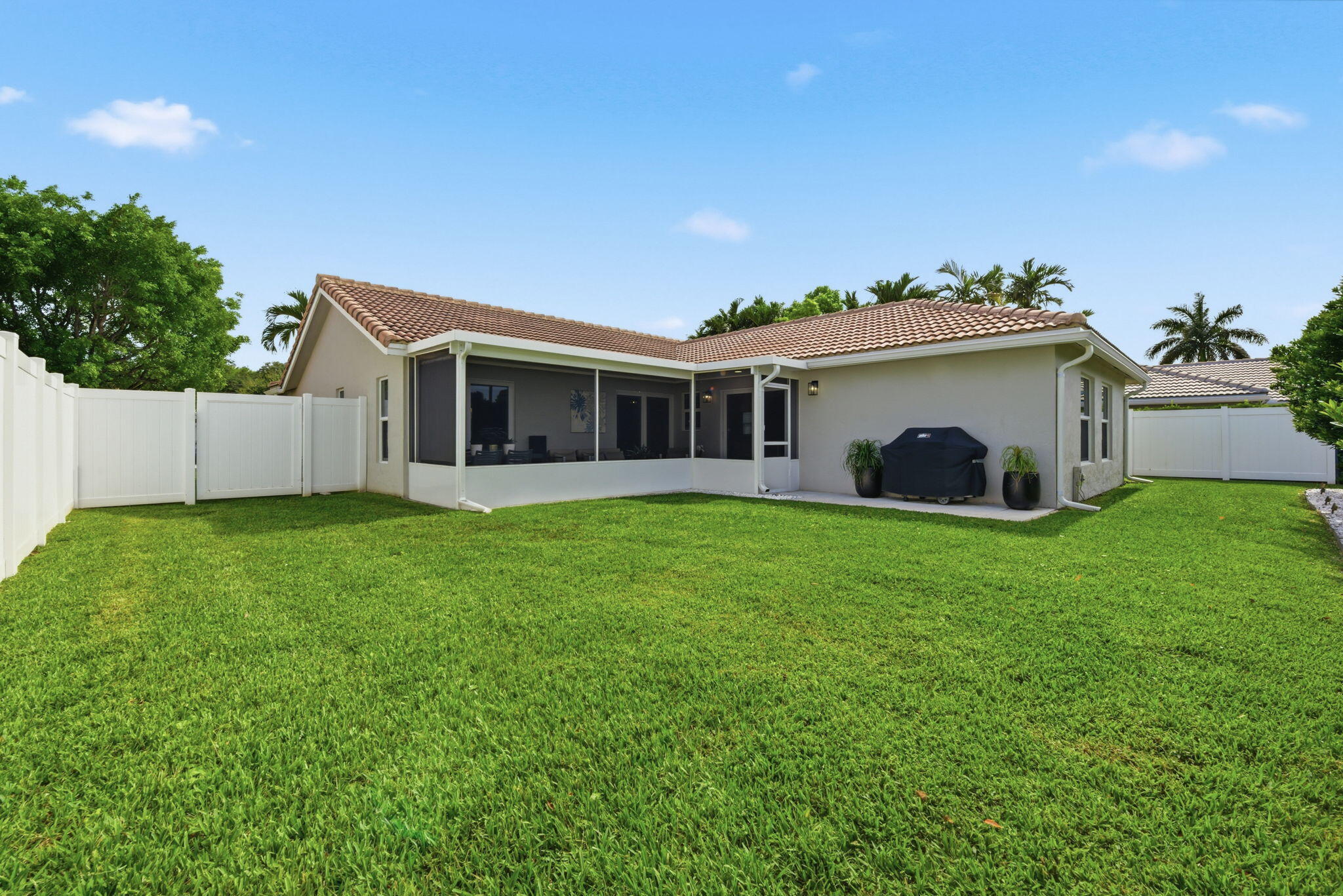 1971 NW 44th Street