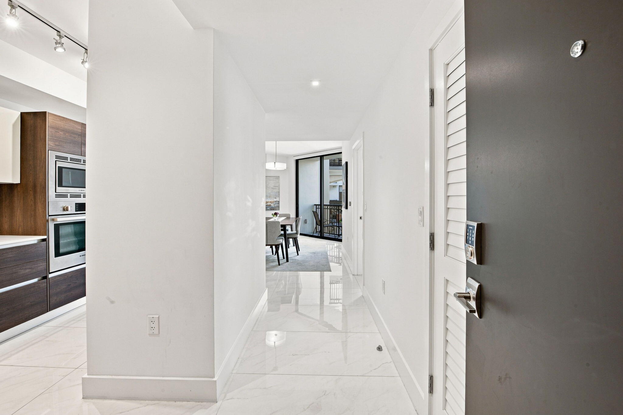 301 Altara Avenue 710