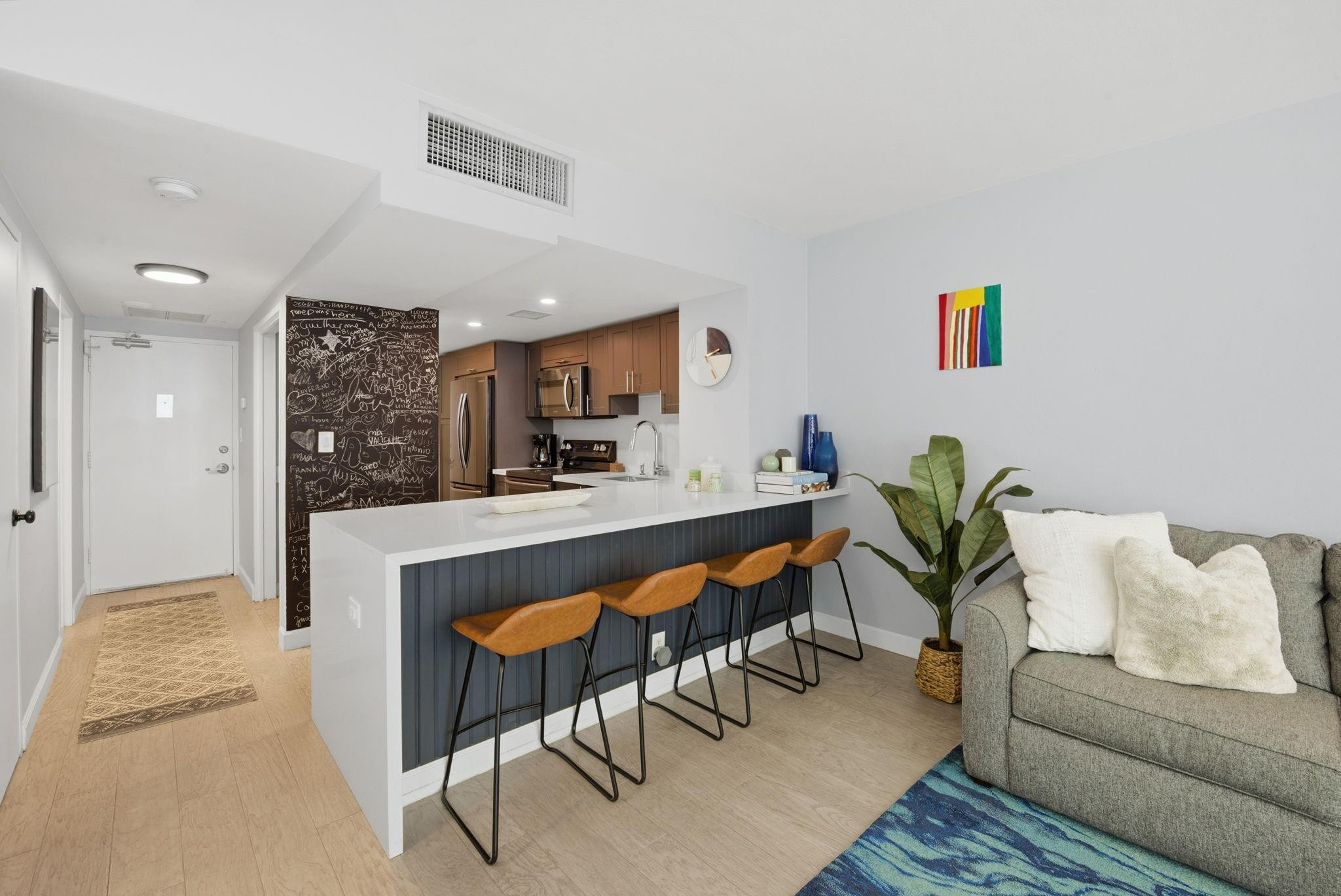 1200 West Avenue 324