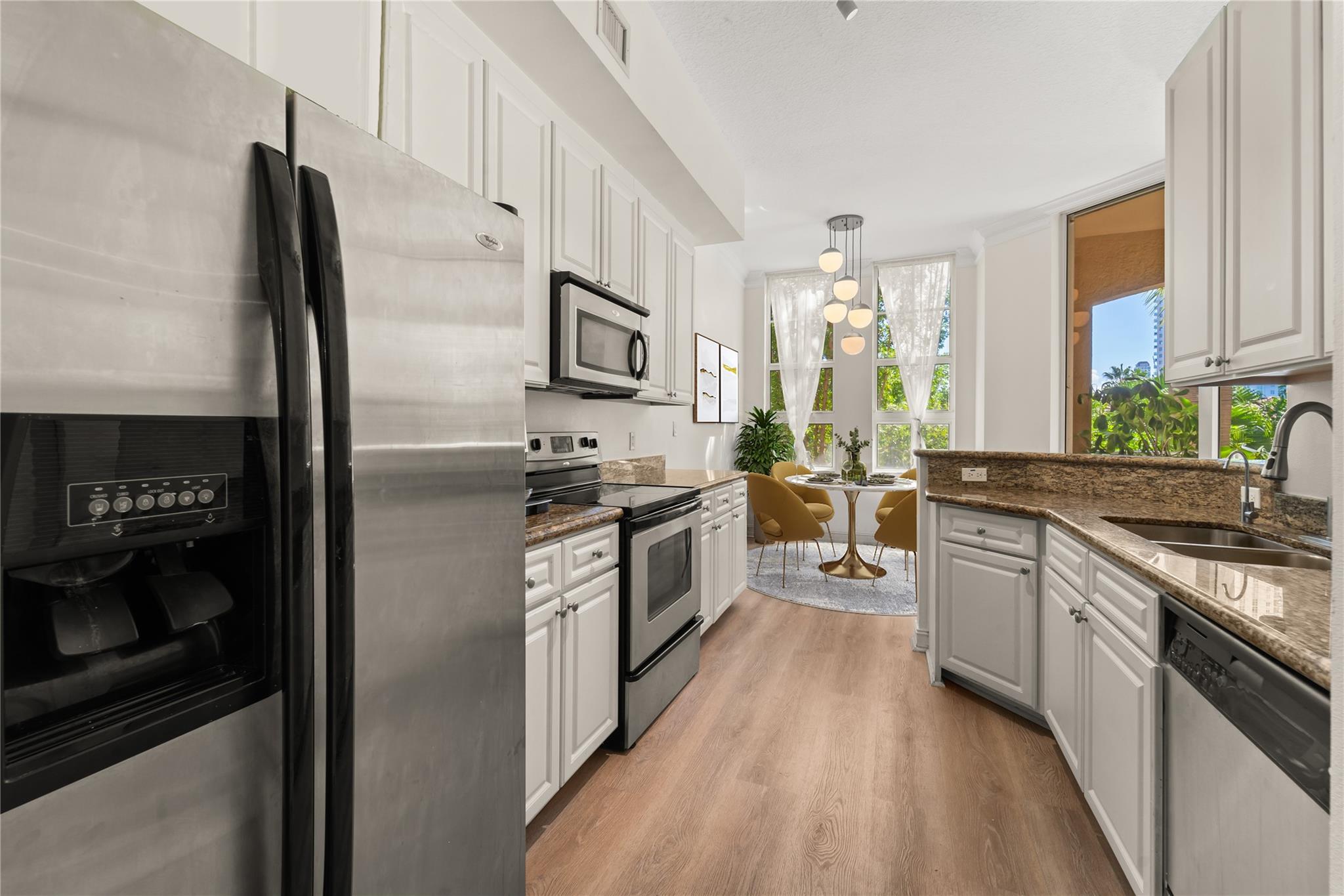 3001 NE 185th St 323