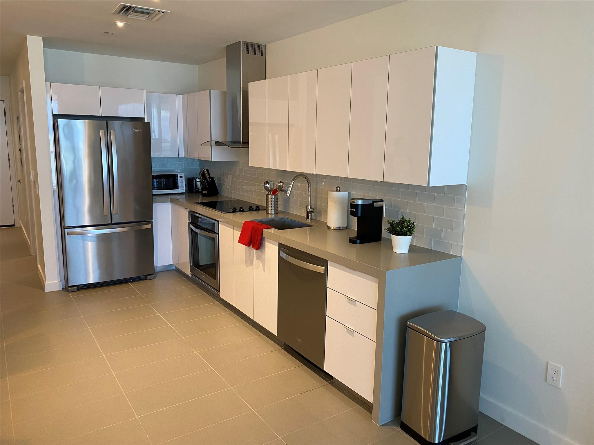 1600 NE 1st Ave 3203