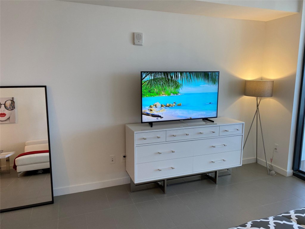 1600 NE 1st Ave 3203