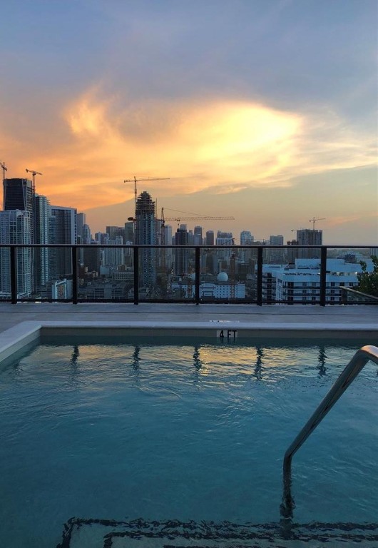 1600 NE 1st Ave 3203