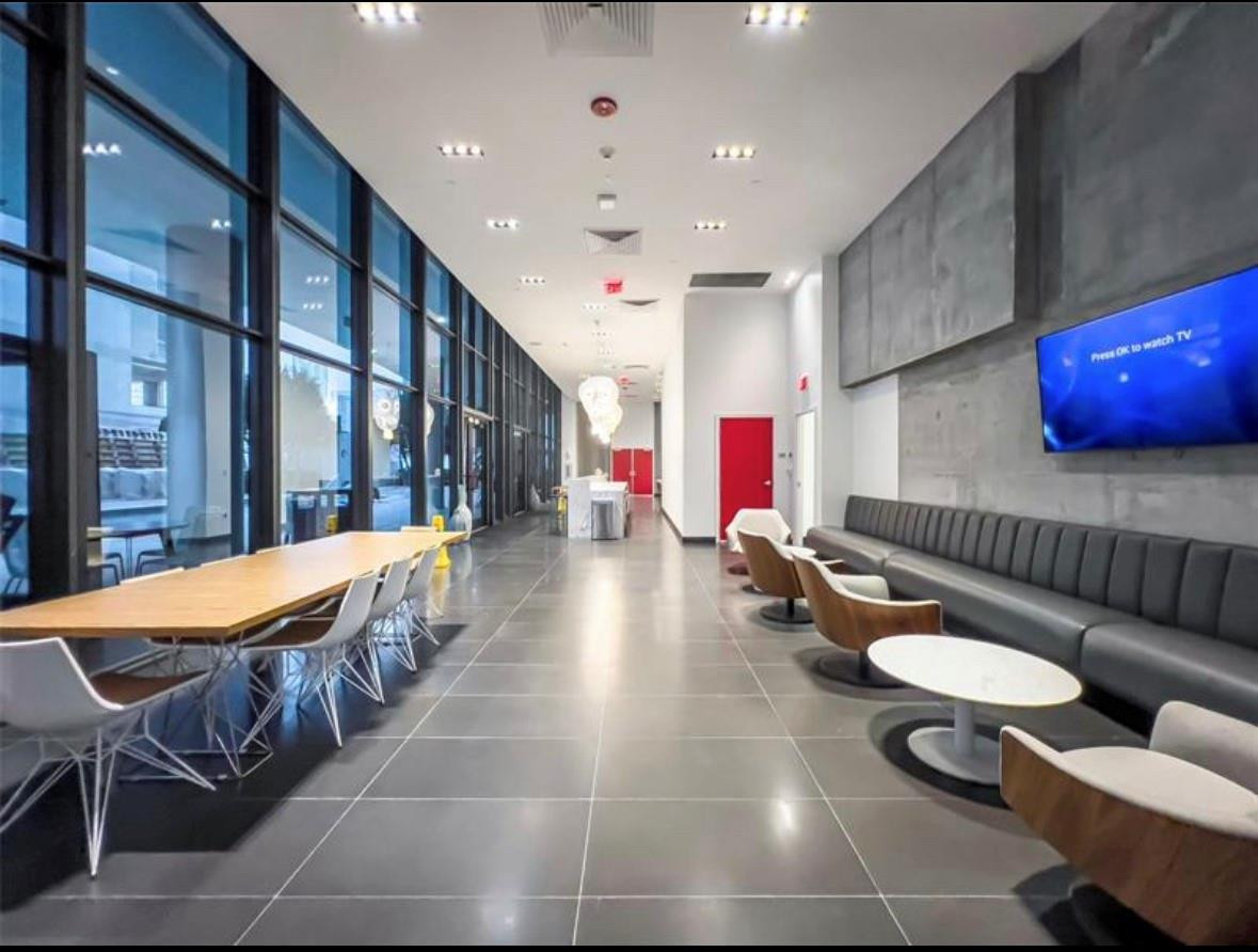 1600 NE 1st Ave 3203