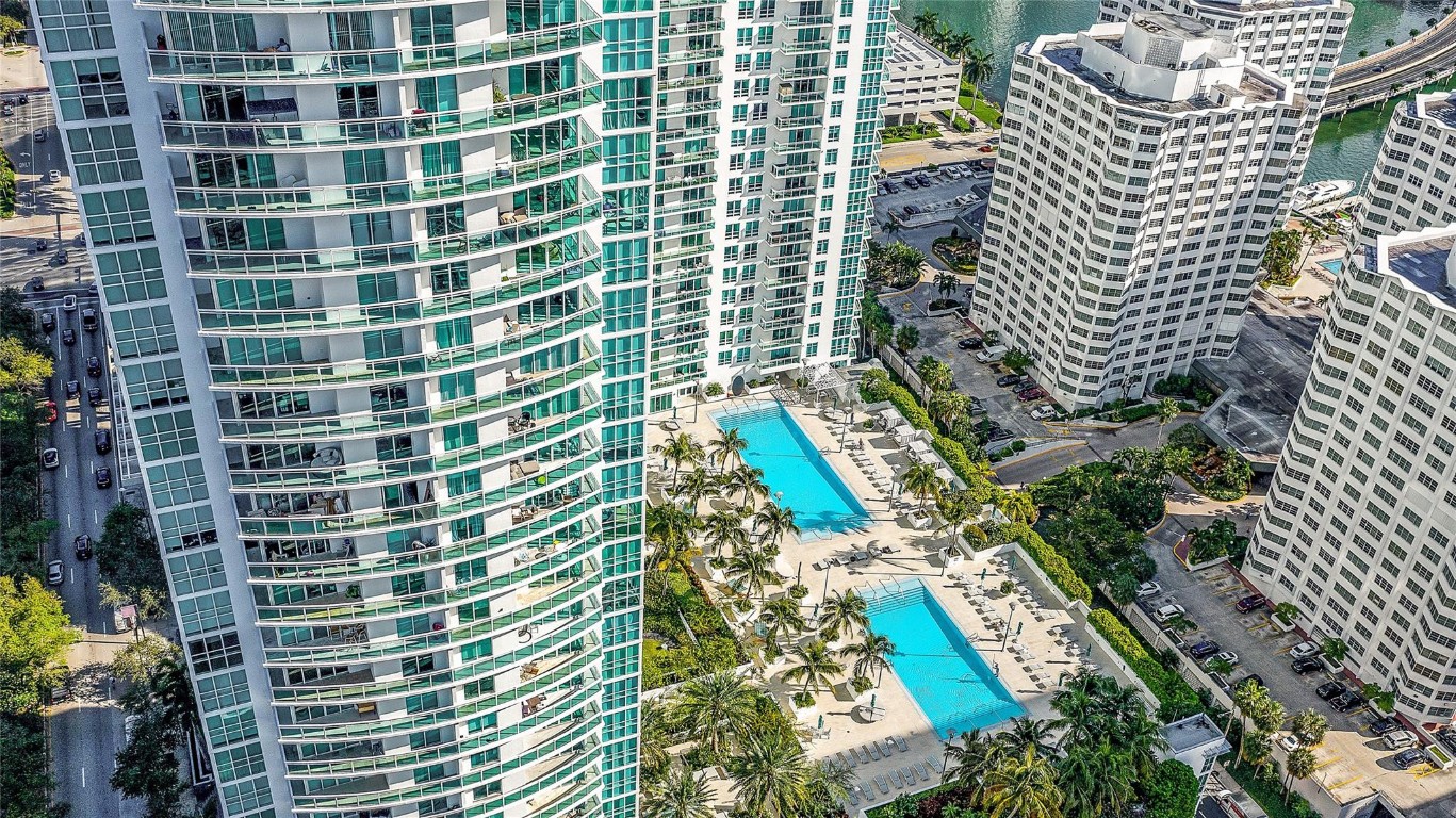 950 Brickell Bay Dr 5411