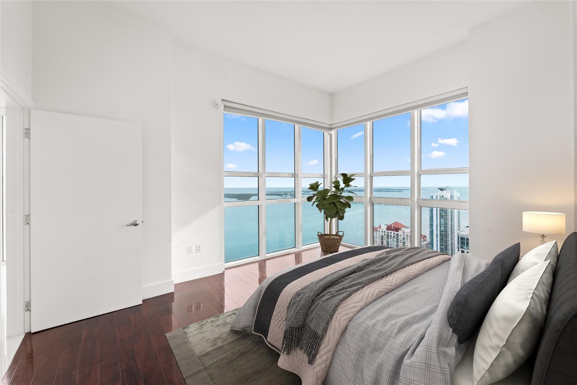 950 Brickell Bay Dr 5411