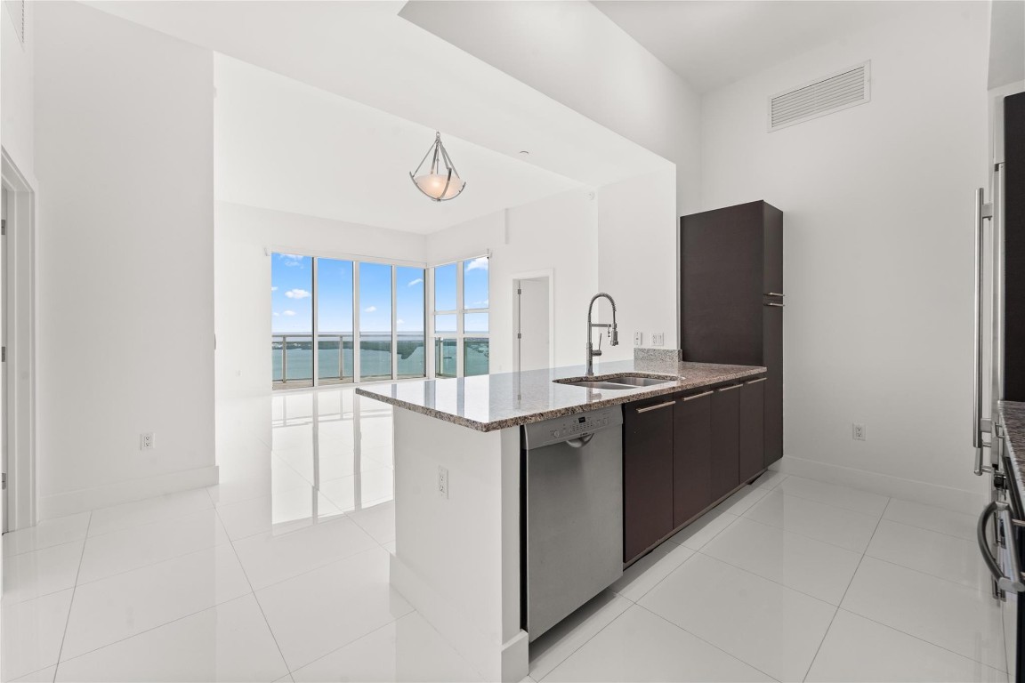 950 Brickell Bay Dr 5411