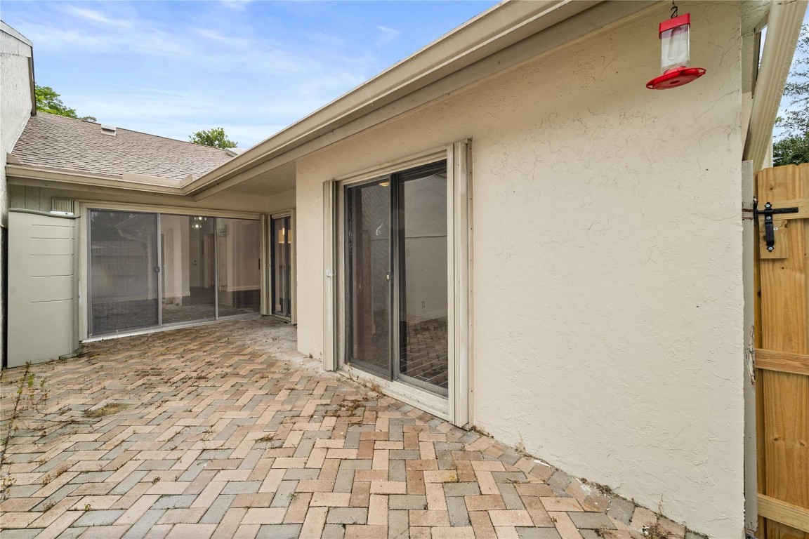 3094 S Oakland Forest Dr 1702