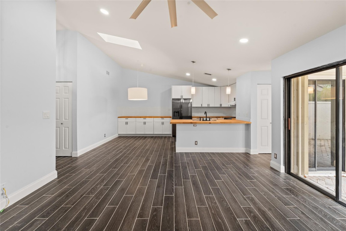 3094 S Oakland Forest Dr 1702